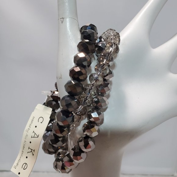 C.A.K.E. 3pc stretch glass beaded bracelet in 3 colors - Picture 1 of 5